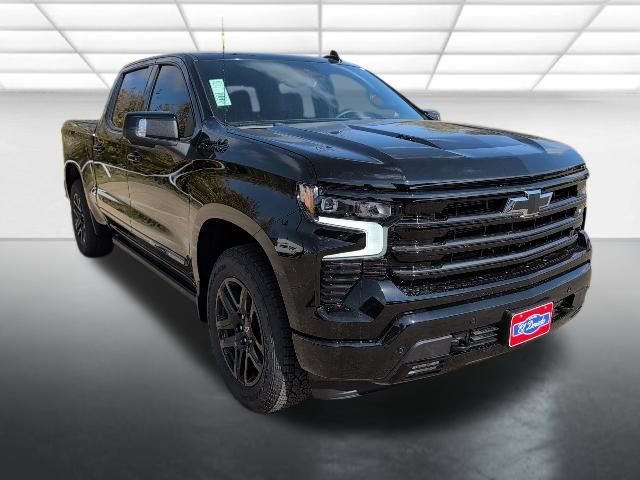 2026 Chevrolet Silverado High Country's photo