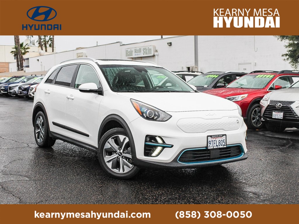 2022 Kia Niro EX Premium's photo