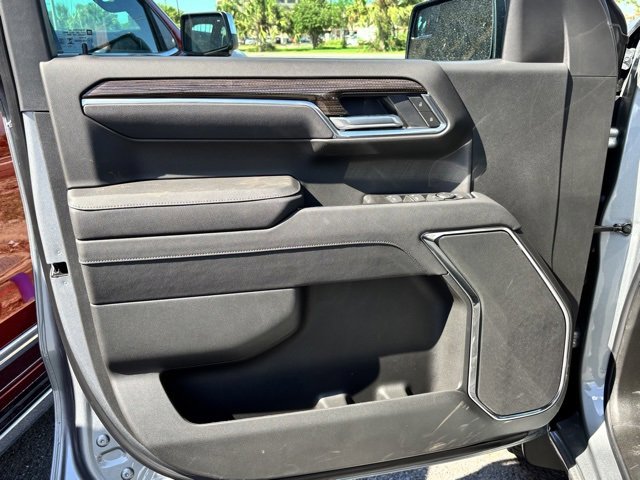 2026 Chevrolet Silverado 1500 RST photo 14