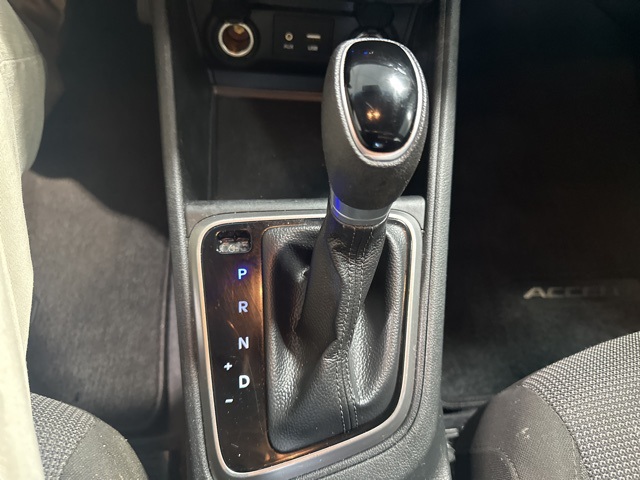 2018 Hyundai Accent SE photo 20