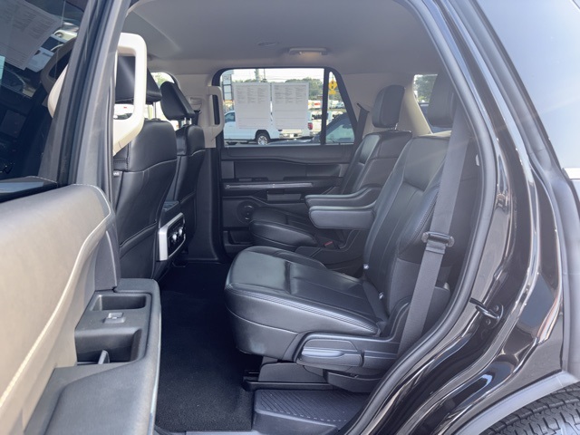 2024 Ford Expedition XLT photo 22