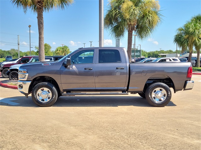 2026 Ram 2500 Tradesman photo 4