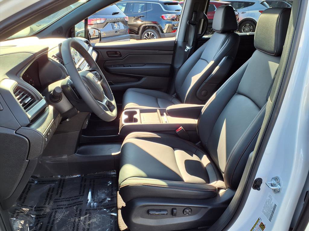 2026 Honda Odyssey photo 4