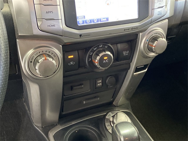 2019 Toyota 4Runner SR5 4WD photo 22
