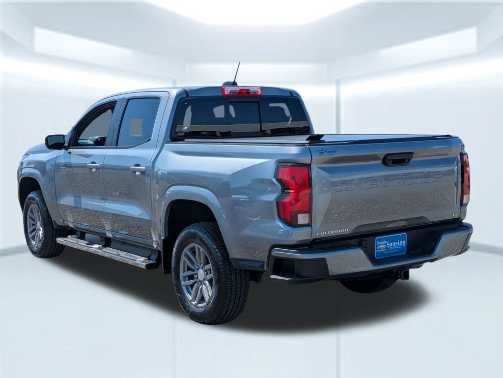 2023 Chevrolet Colorado LT photo 3