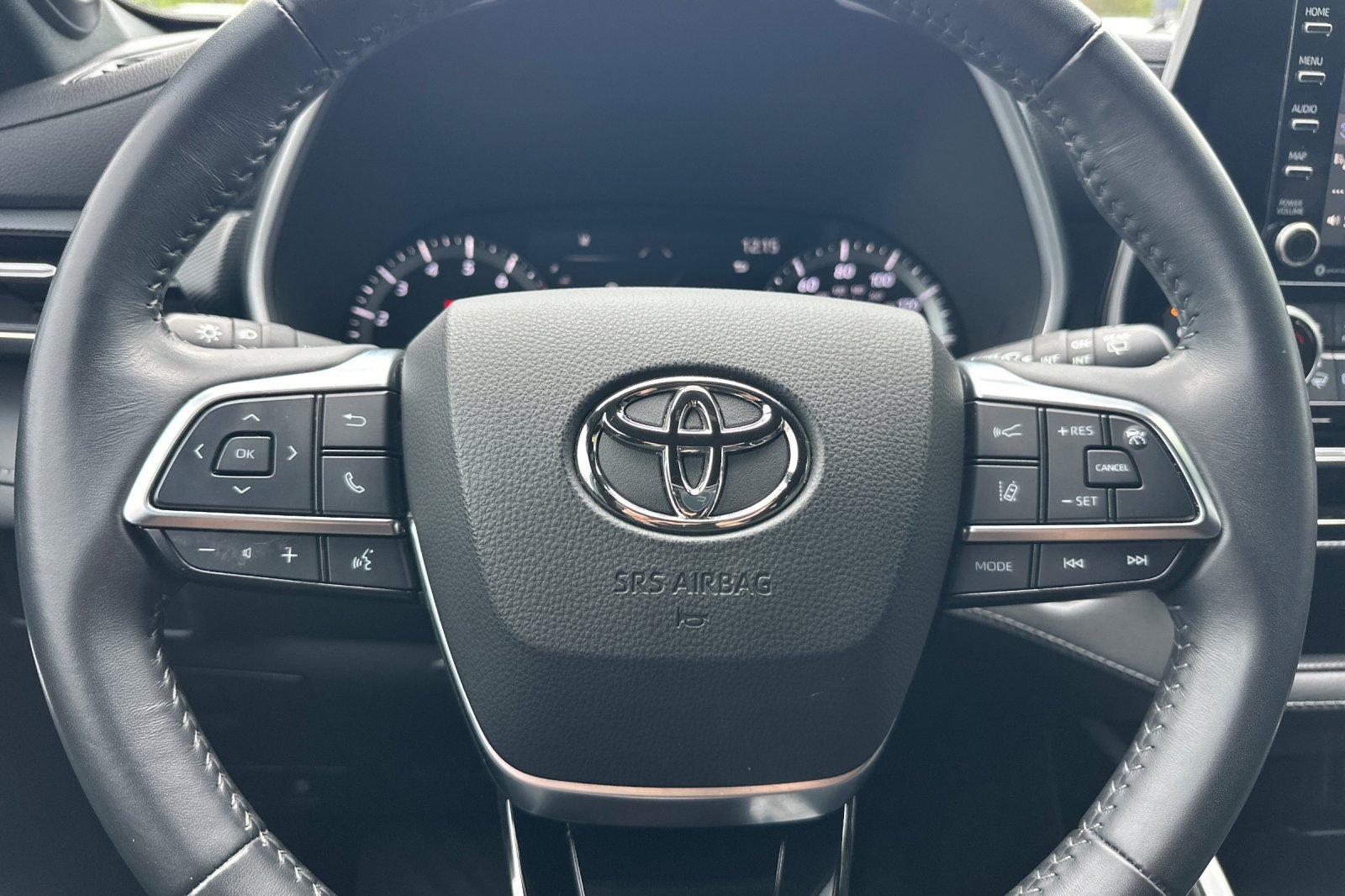 2021 Toyota Highlander XSE photo 23
