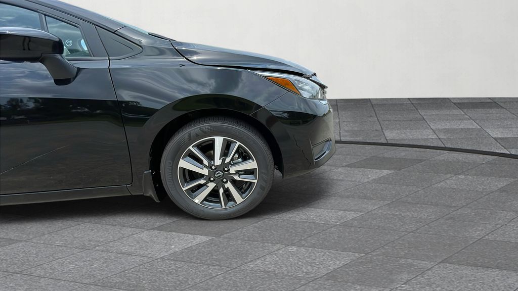 2025 Nissan Versa SV photo 19