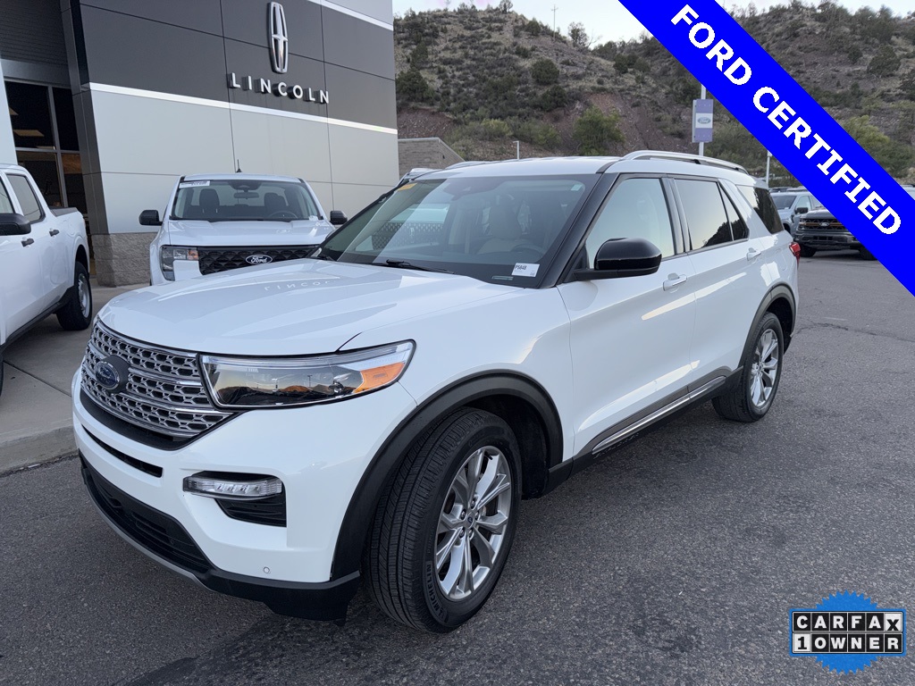 2024 Ford Explorer Limited's photo