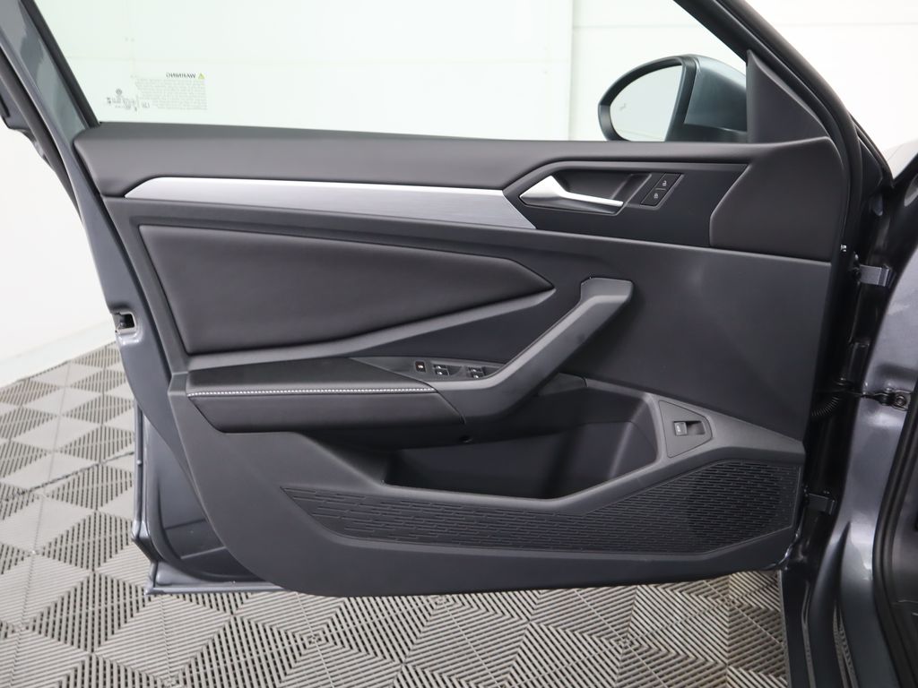 2025 Volkswagen Jetta 1.5T S photo 24