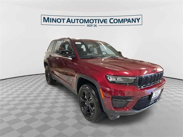 2025 Jeep Grand Cherokee Altitude X photo 2