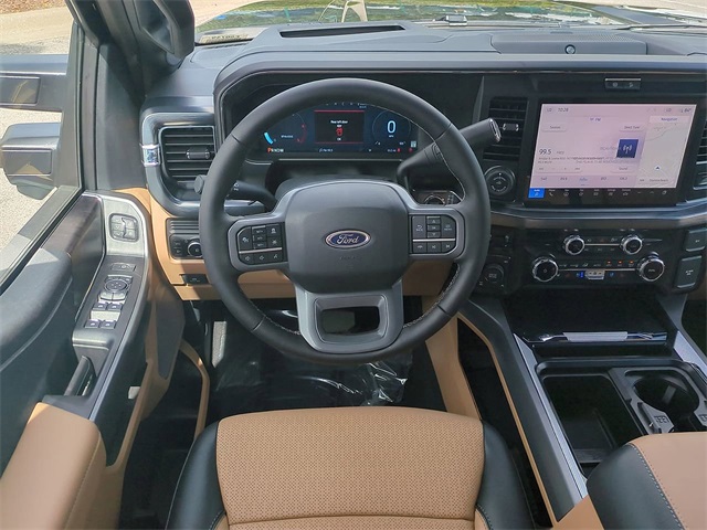 2025 Ford F-350 Lariat photo 14