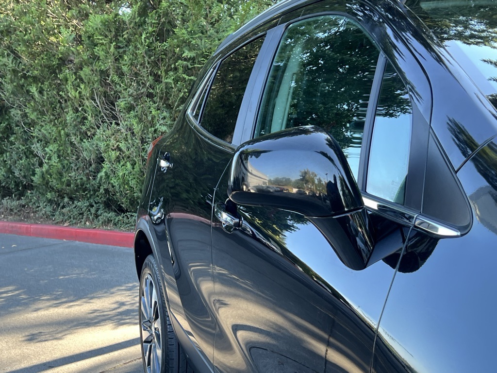 2022 Buick Encore Preferred photo 3