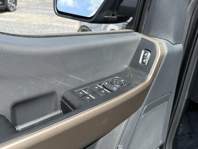 2025 Ford F-150 STX photo 19