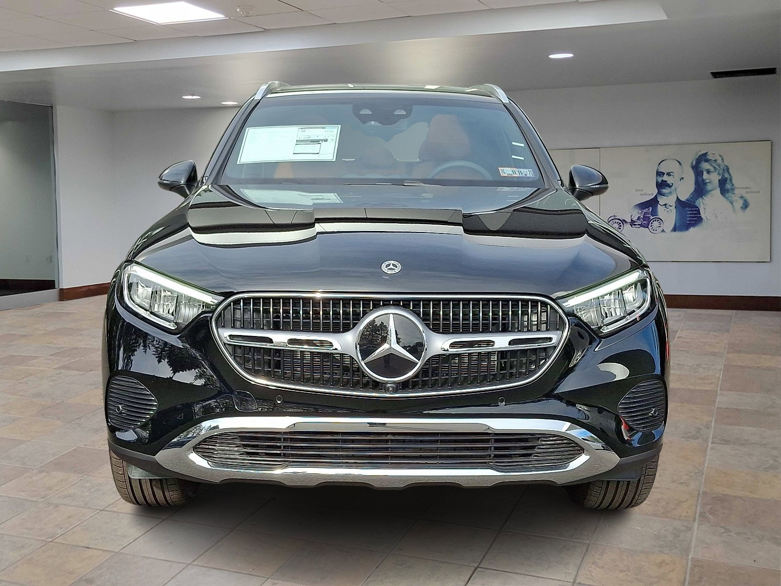 2026 Mercedes Benz GLC 300 4MATIC photo 2