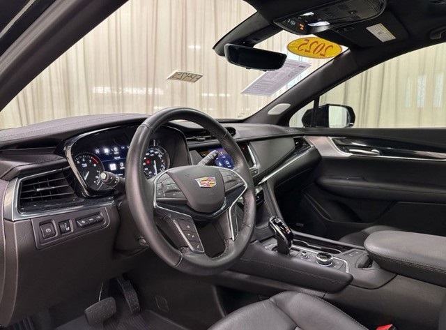 2025 Cadillac XT5 Premium Luxury's photo