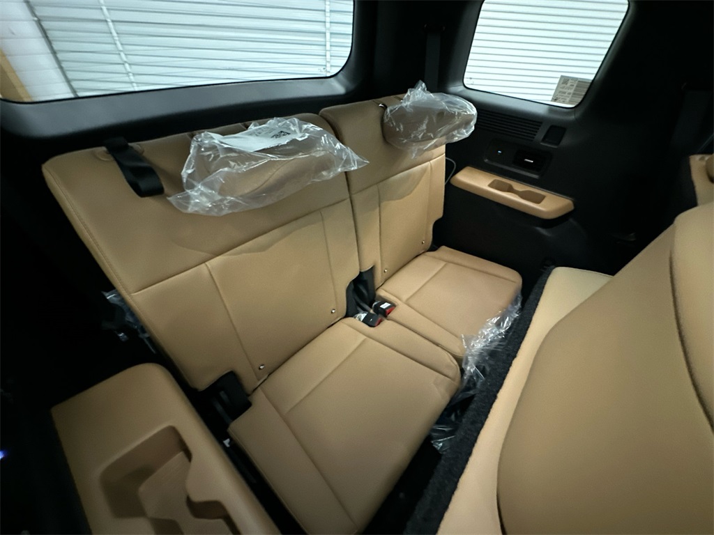 2026 Hyundai Santa Fe Calligraphy photo 16