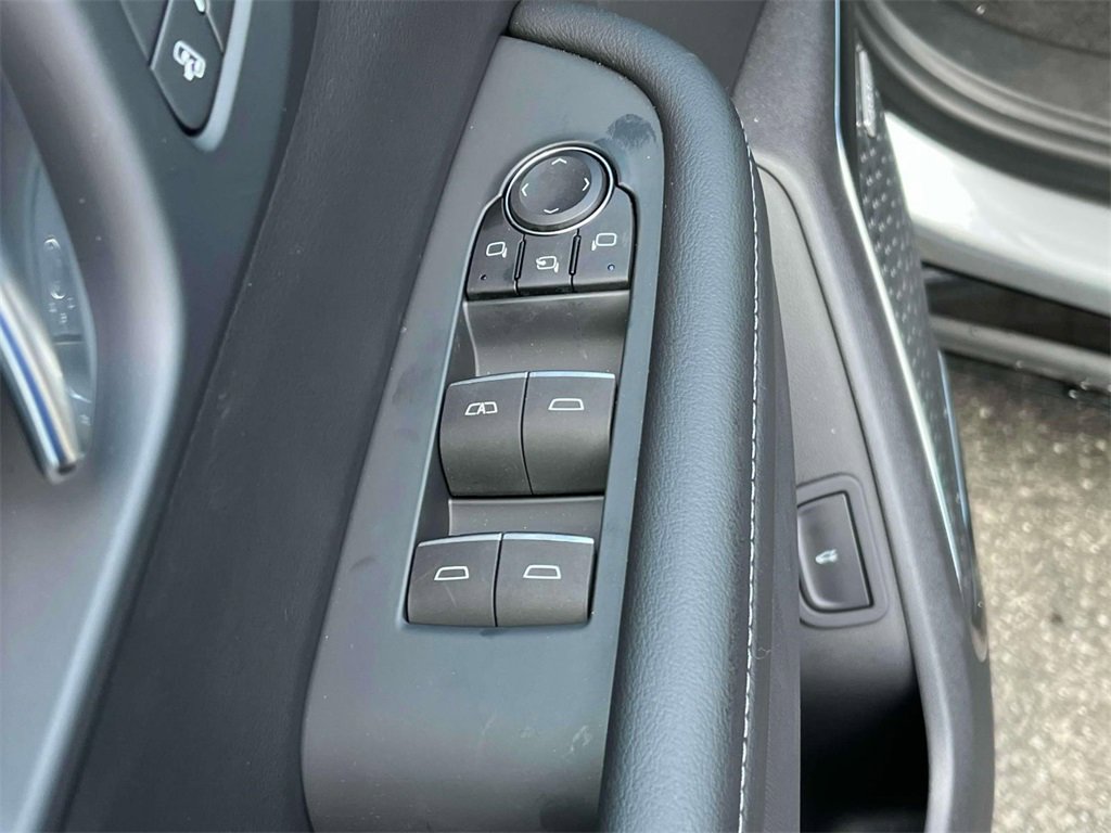 2025 Buick Enclave Sport Touring photo 19