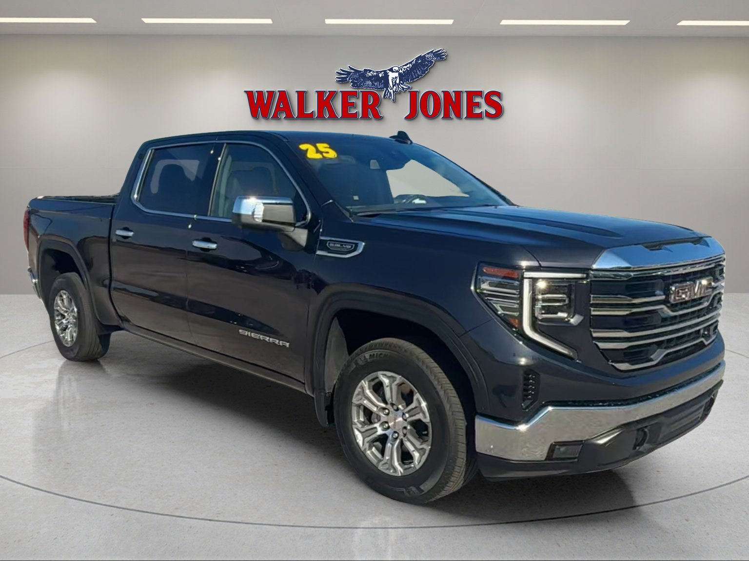 2025 GMC Sierra 1500 SLT's photo