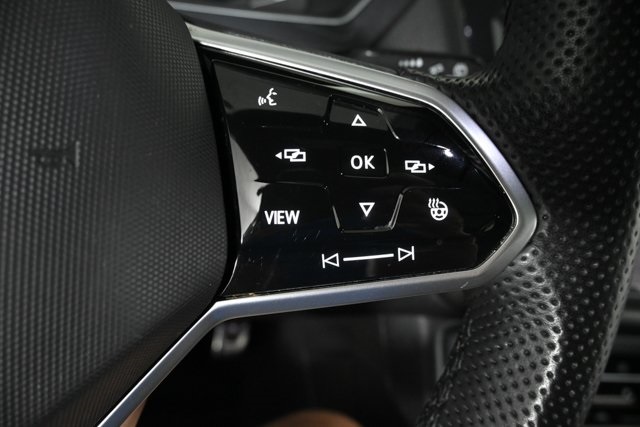 2022 Volkswagen Tiguan SEL Premium R-Line photo 22