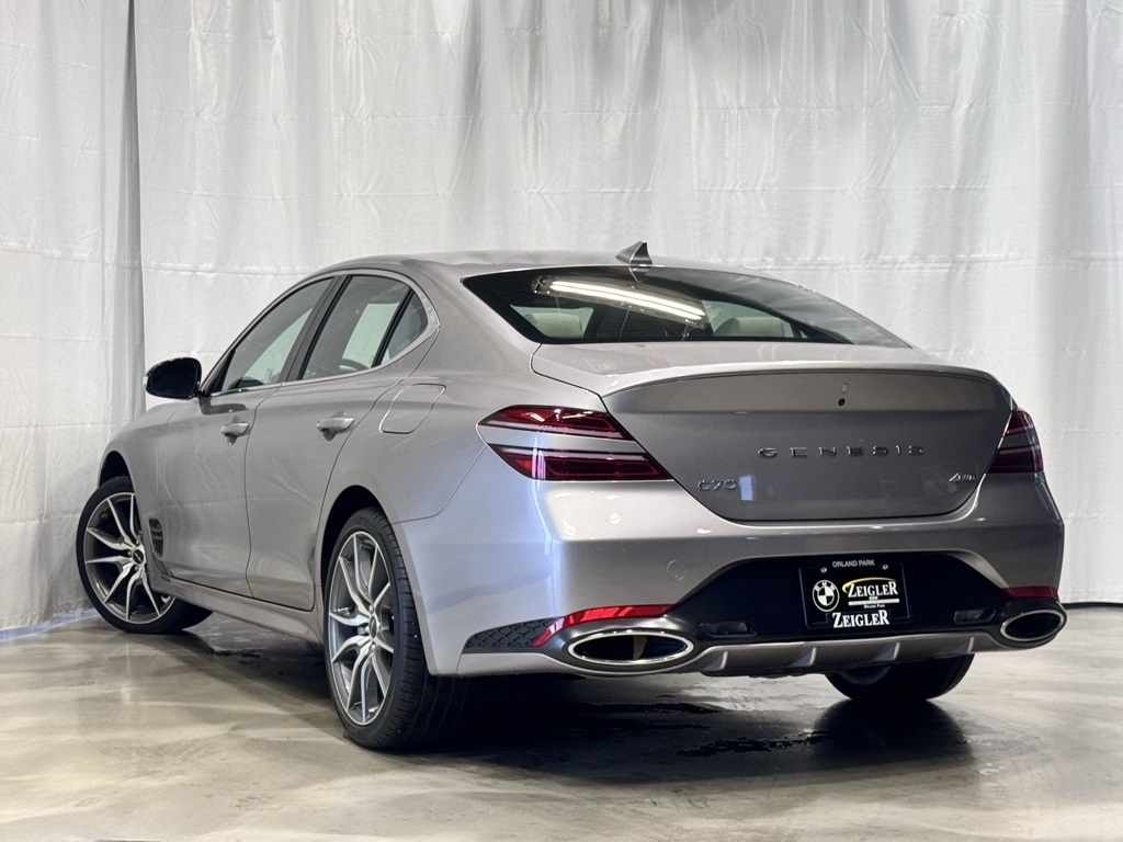 2025 Genesis G70 2.5T photo 4