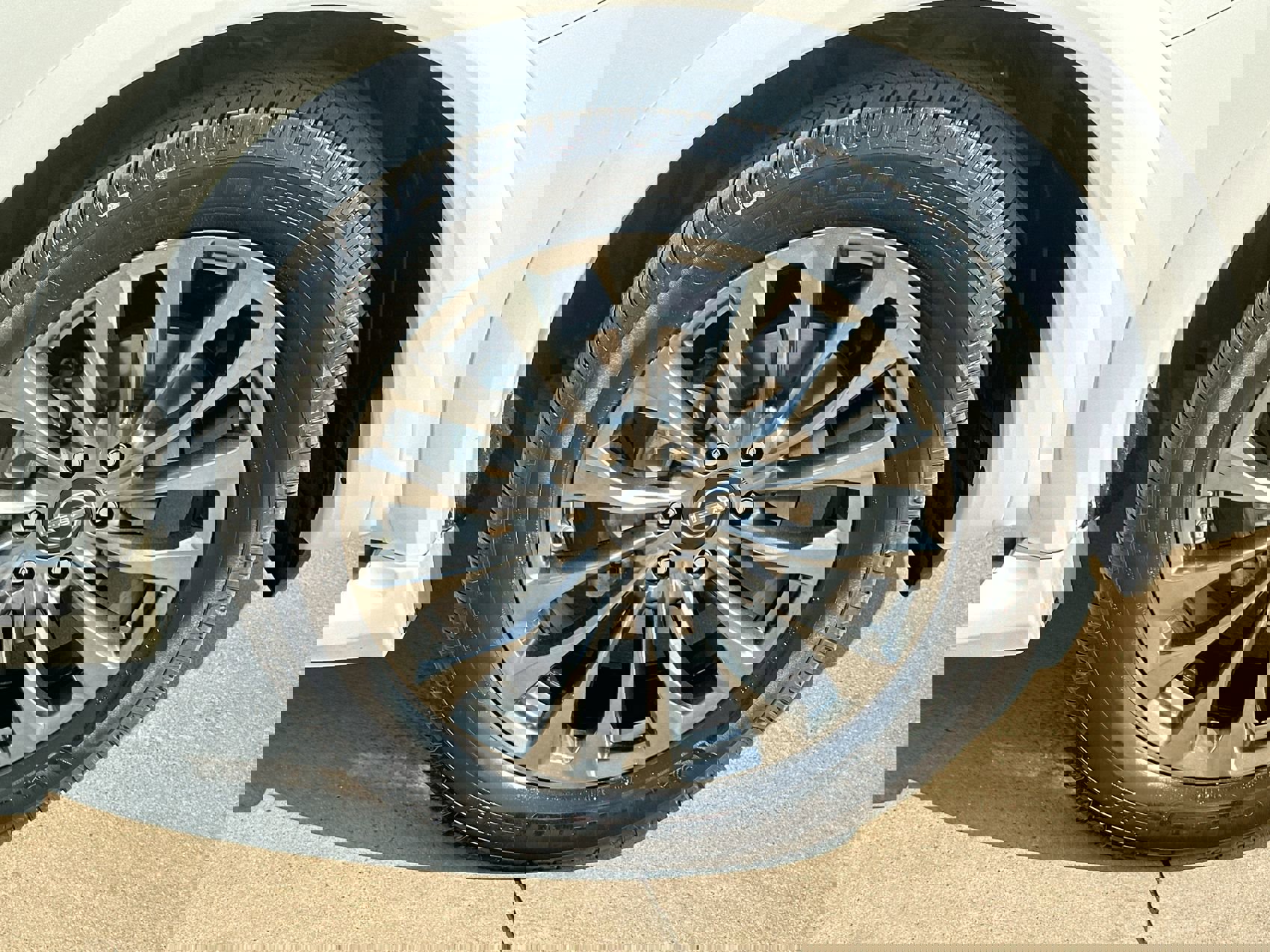 2022 Nissan Armada Platinum photo 9