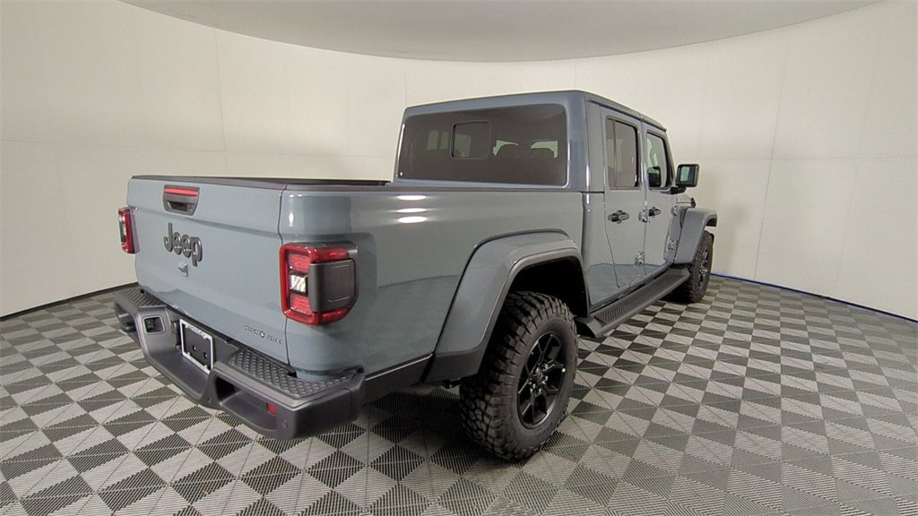 2025 Jeep Gladiator Sport photo 3