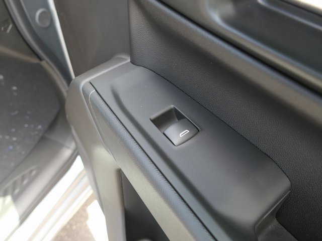 2026 Chevrolet Silverado 1500 Custom photo 22