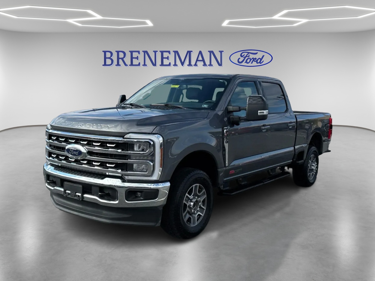 2024 Ford F-350 Super Duty Lariat's photo