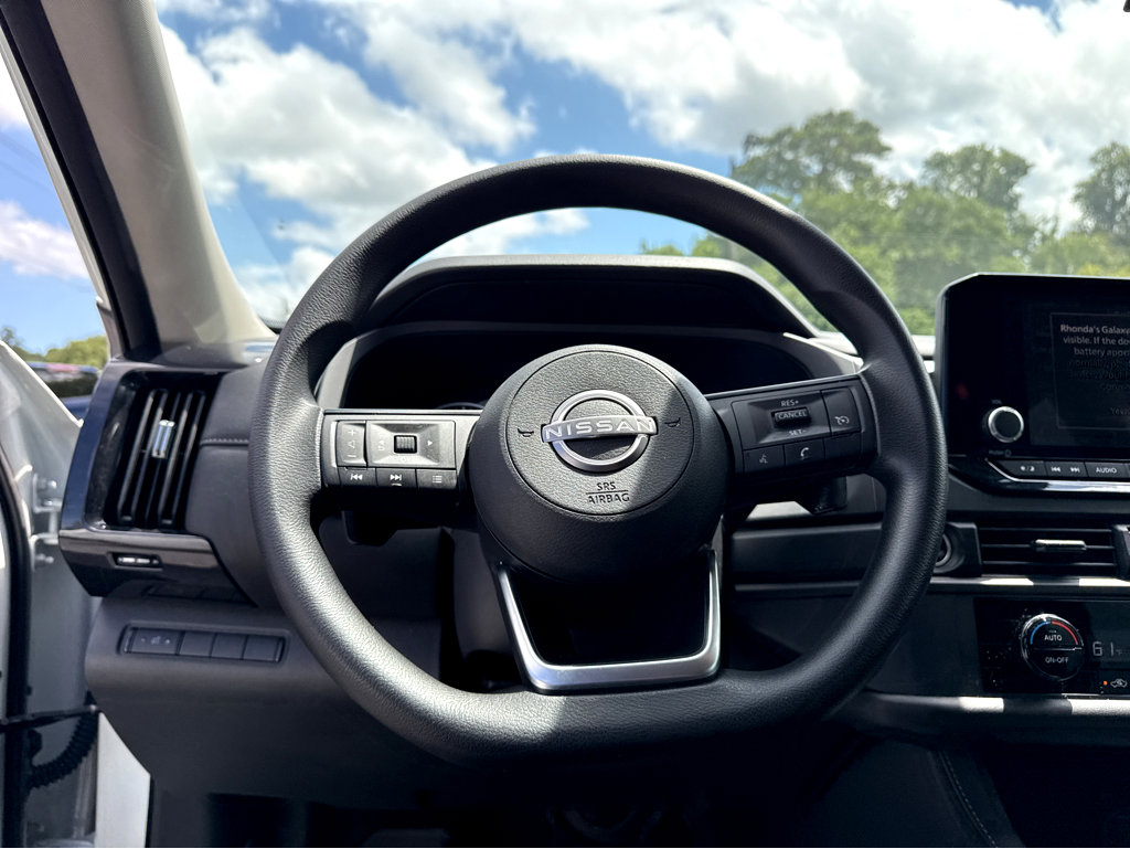 2024 Nissan Pathfinder S photo 14