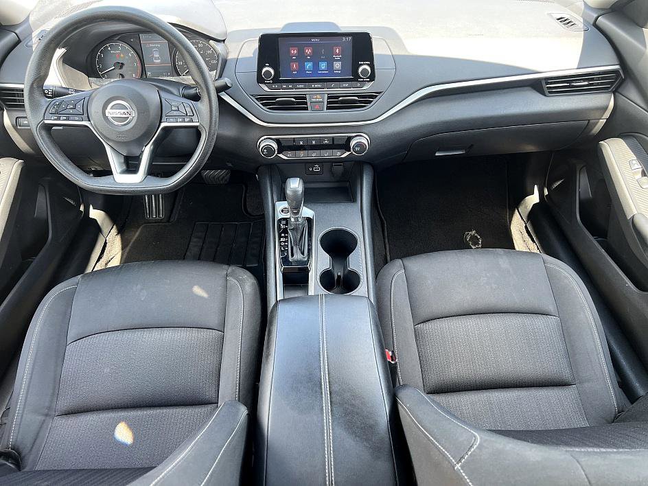 2022 Nissan Altima 2.5 S photo 16