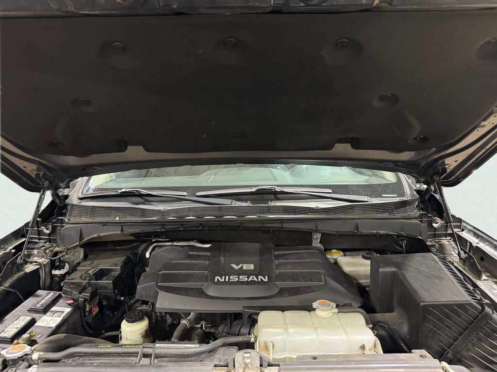 2019 Nissan Titan photo 25