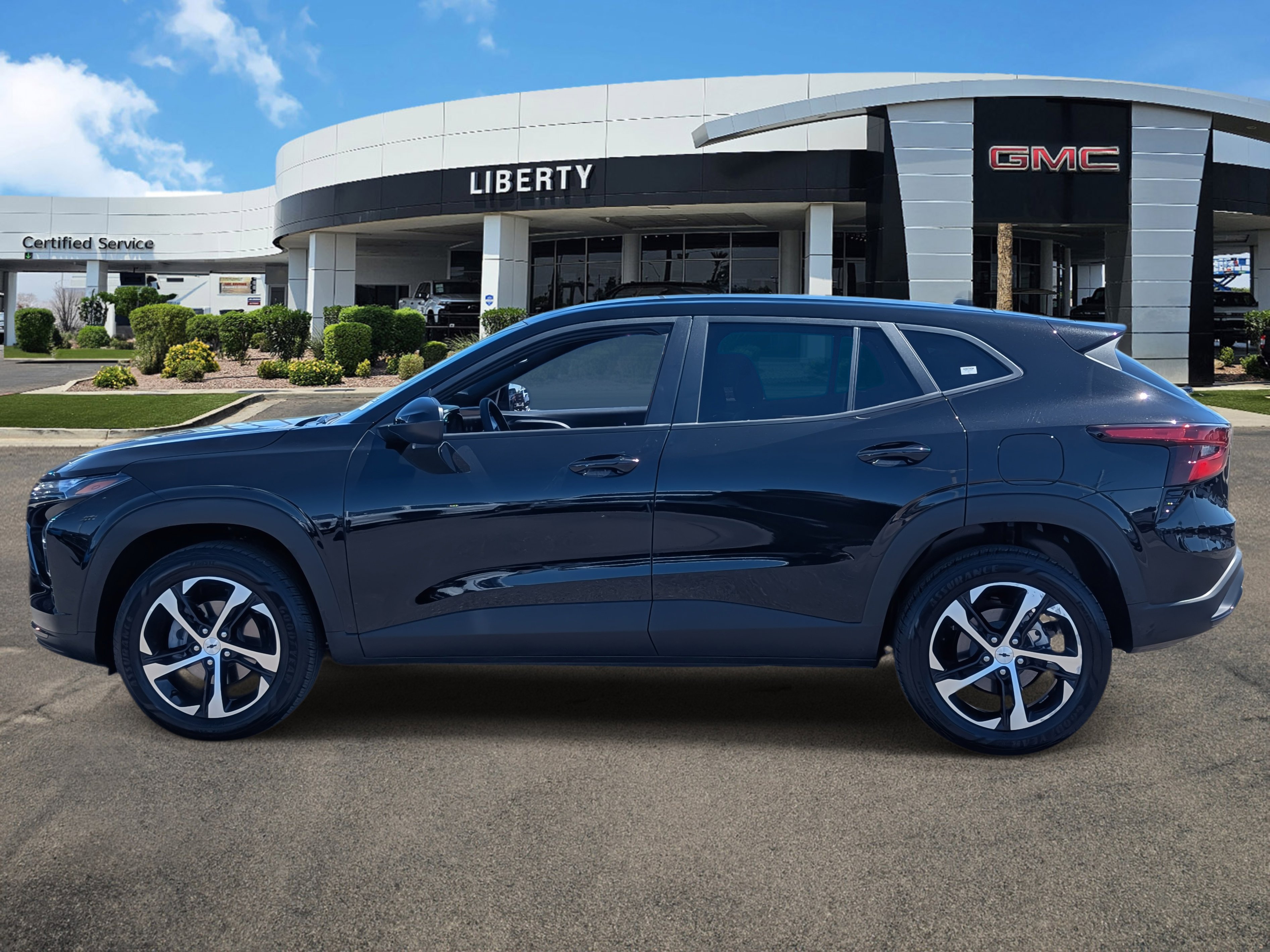 2025 Chevrolet Trax photo 6