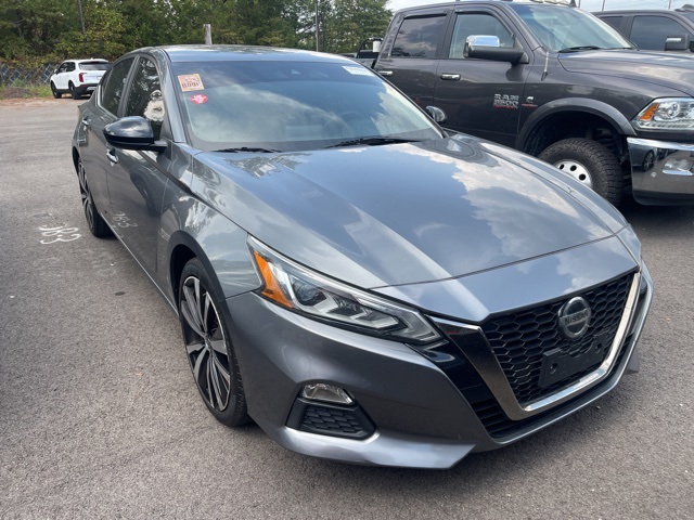 2021 Nissan Altima 2.5 SR photo 2