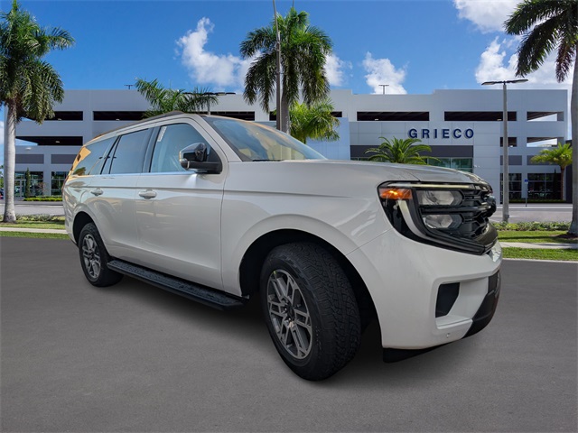 2025 Ford Expedition Active's photo