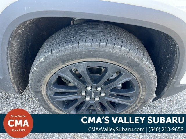 2022 Gmc Acadia SLT photo 9