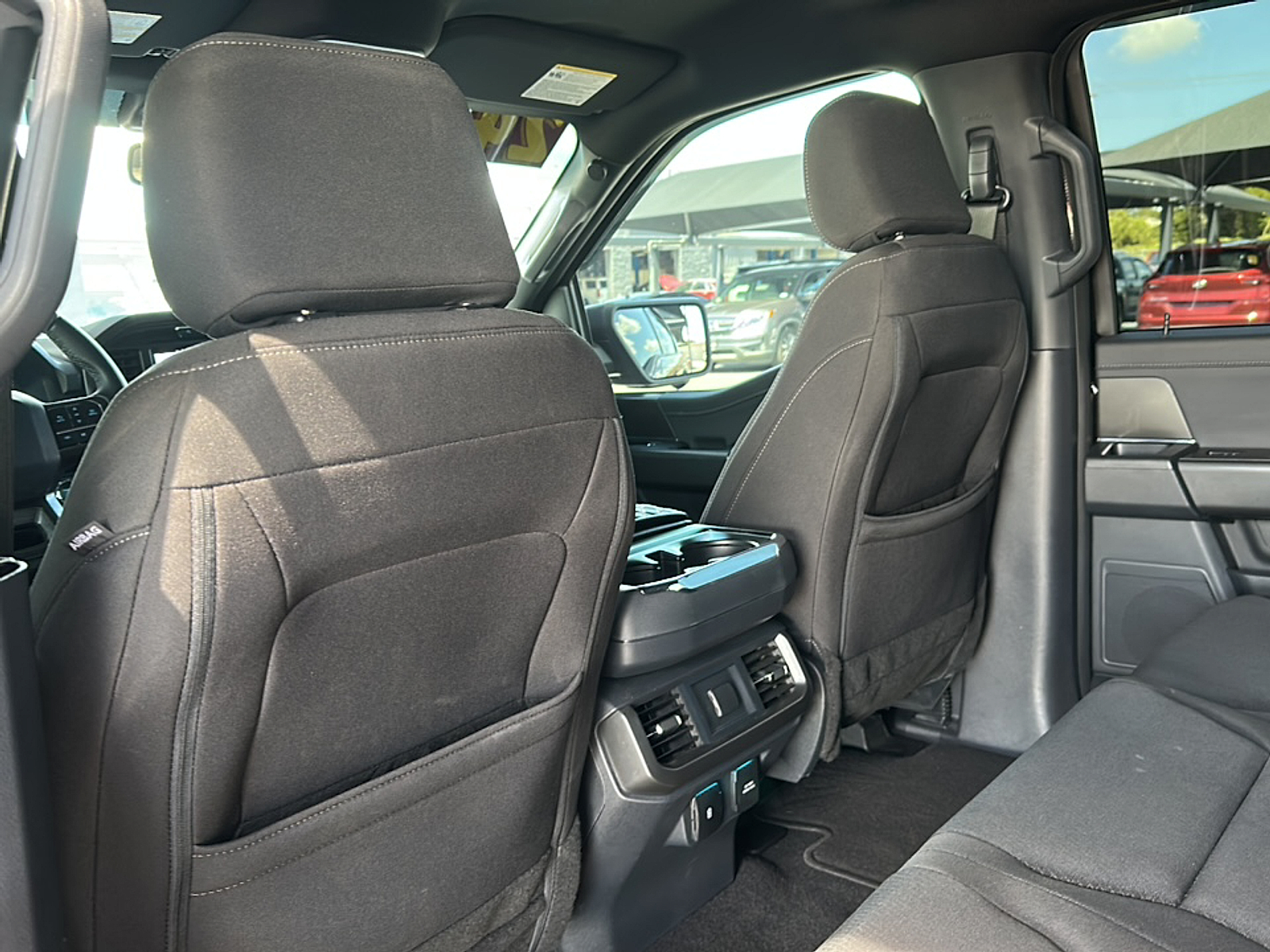 2024 Ford F-150 XLT photo 3