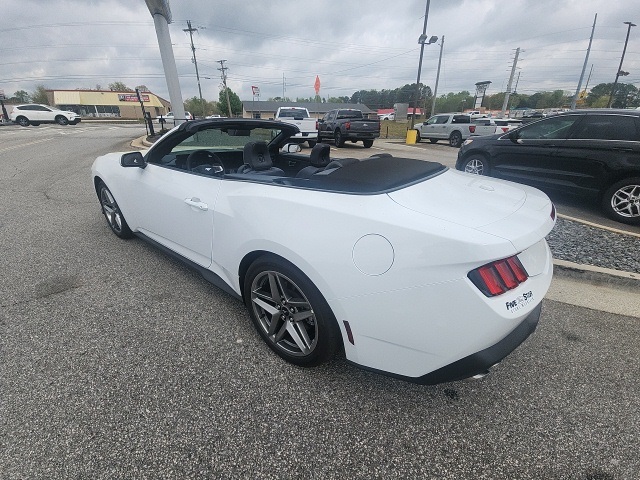 2024 Ford Mustang EcoBoost photo 32