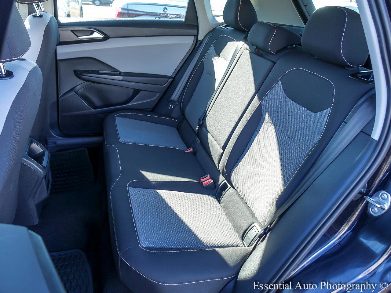 2022 VOLKSWAGEN TAOS - Image 9