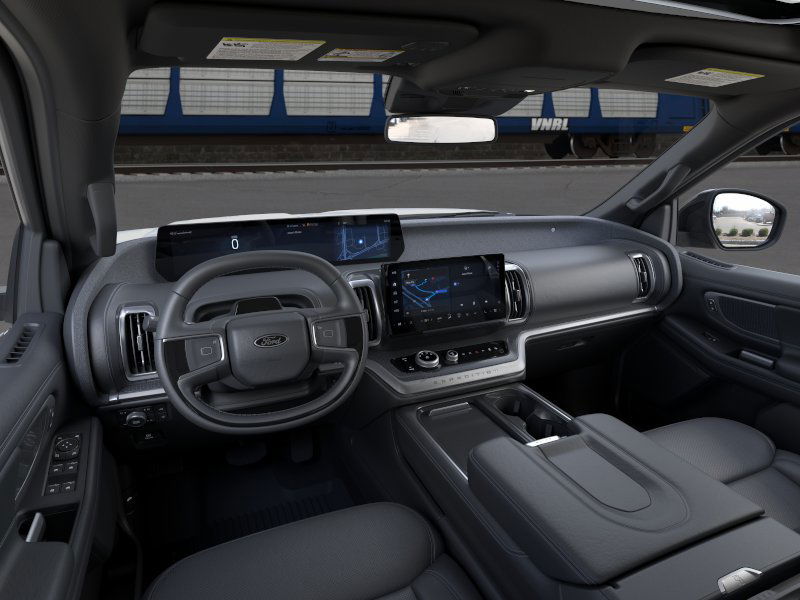 2025 Ford Expedition Platinum MAX photo 7