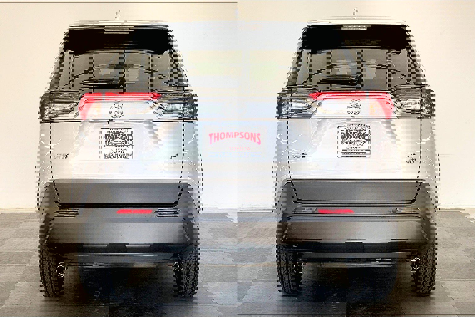 2024 Toyota RAV4 LE photo 3