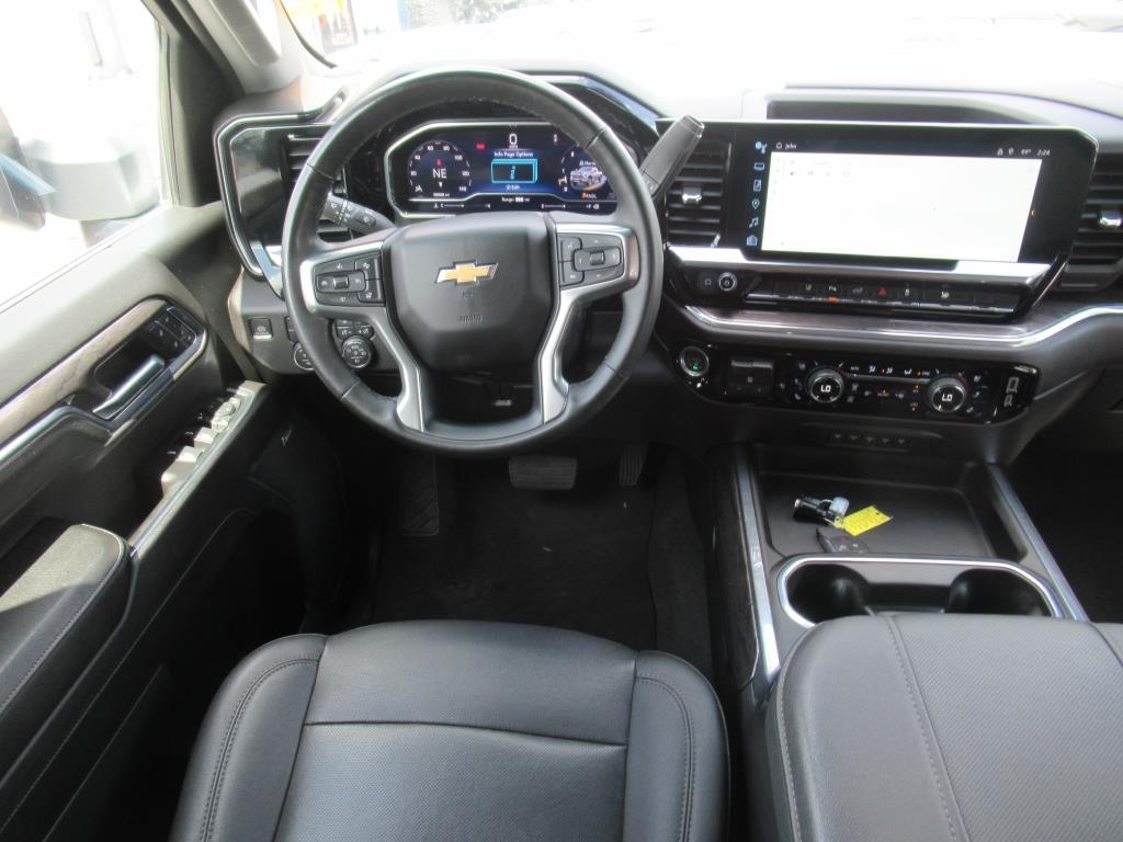 2024 Chevrolet Silverado 2500HD LTZ photo 13