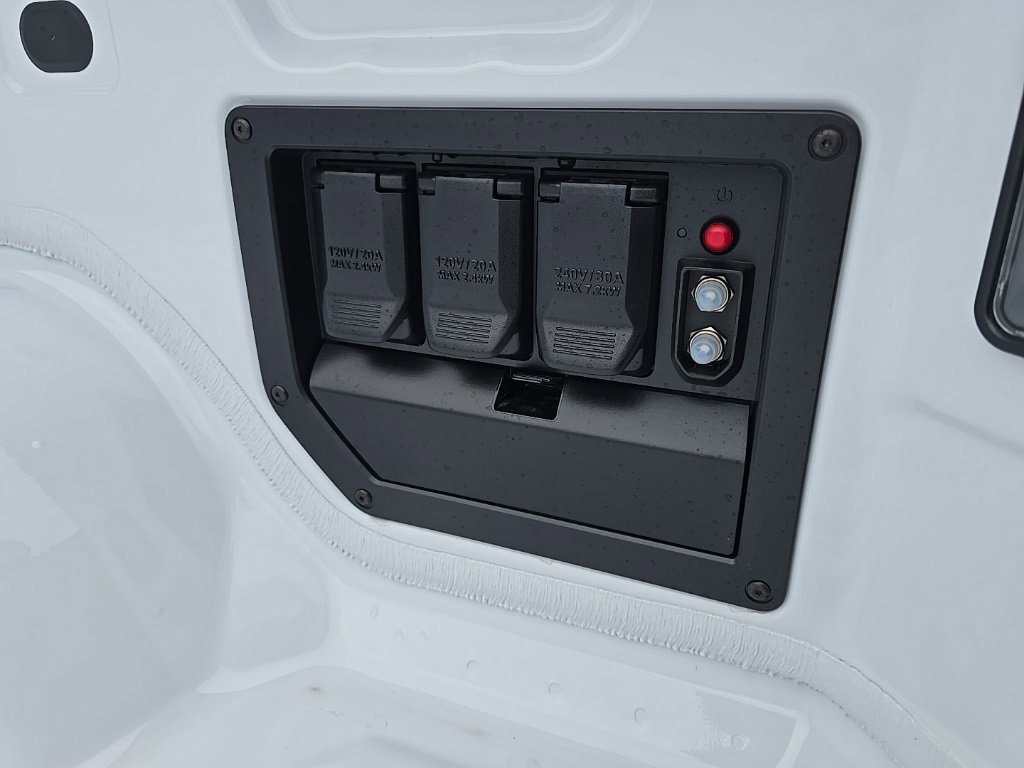 2025 Chevrolet Silverado EV LT photo 26