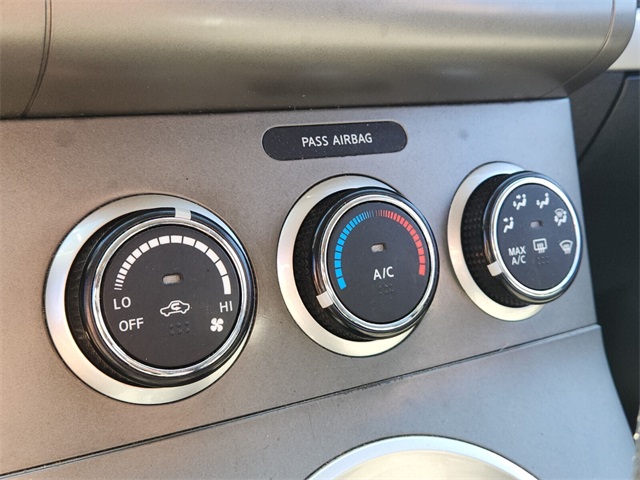 2012 Nissan Sentra 2.0 photo 19