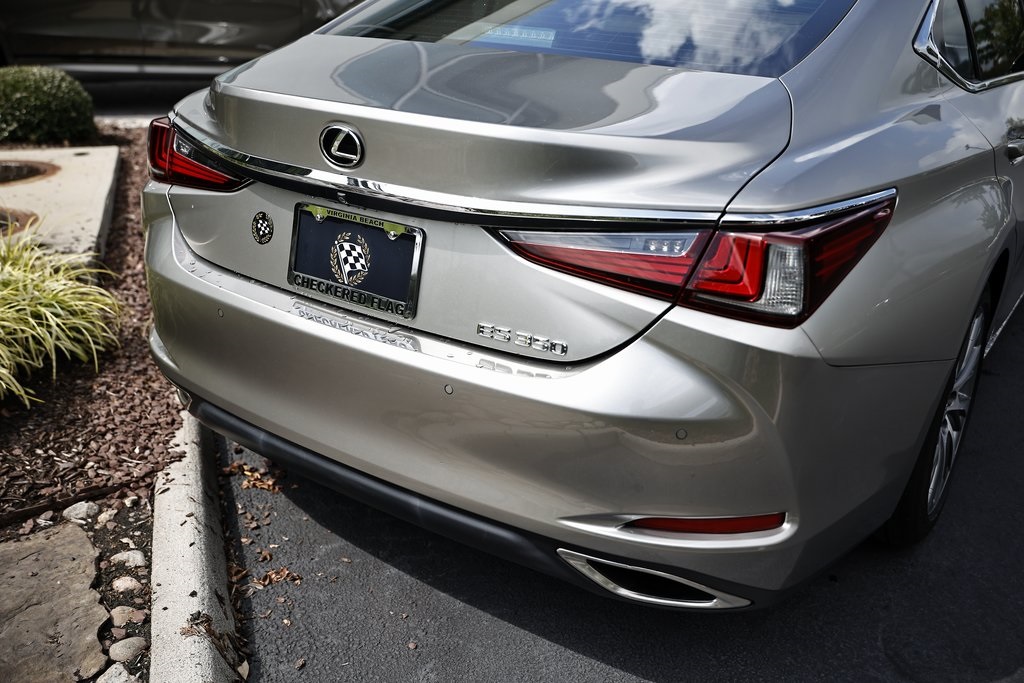 2019 Lexus ES 350 photo 8