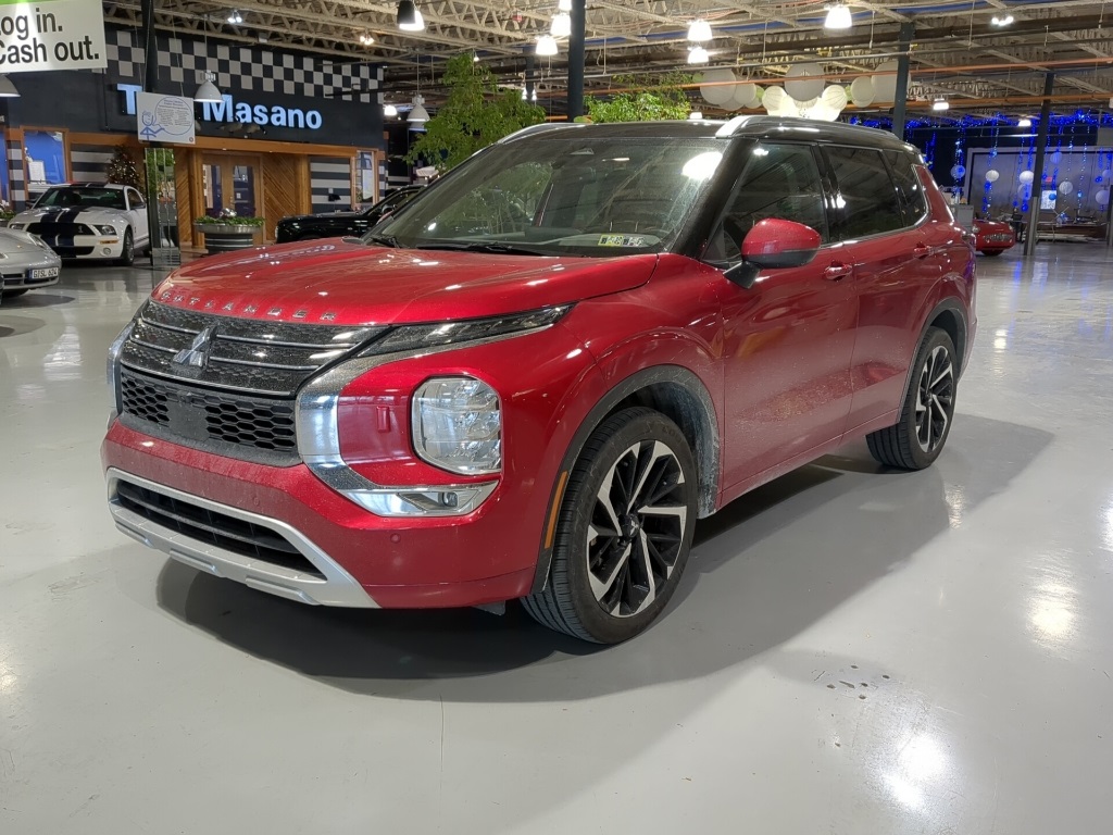 2023 Mitsubishi Outlander SEL's photo