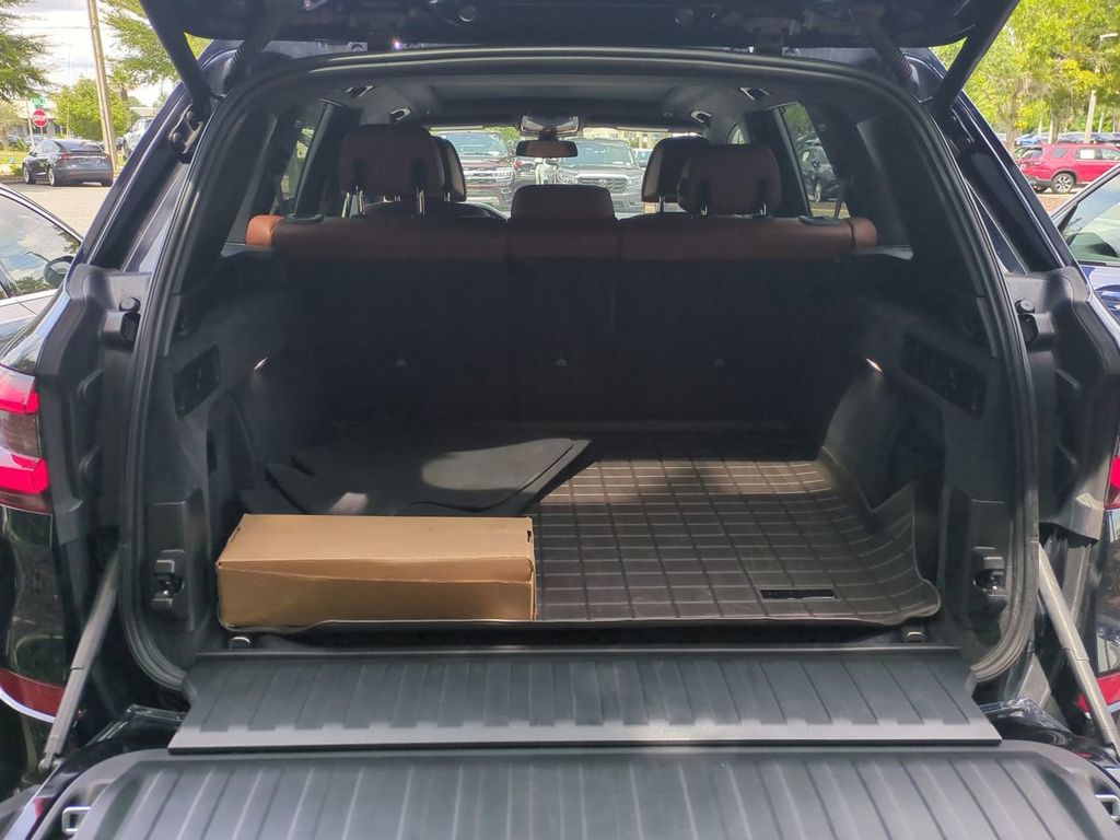 2023 Bmw X5 M50i photo 11