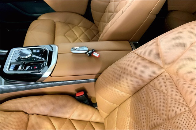 2024 Bmw 740i photo 10