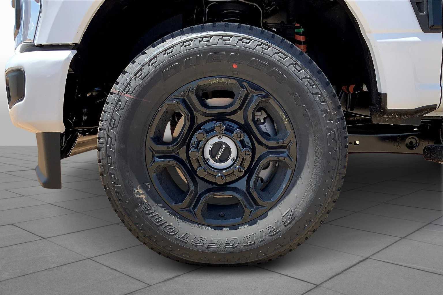 2025 Ford F-250 XL photo 11