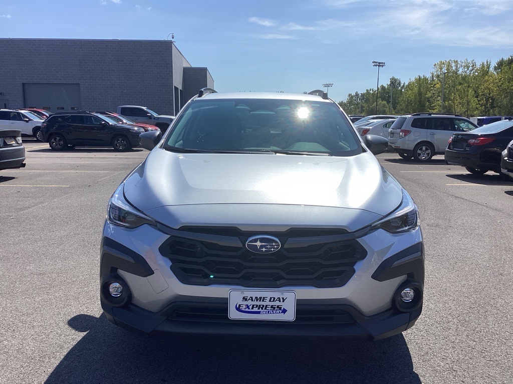 2025 Subaru Crosstrek Limited photo 3