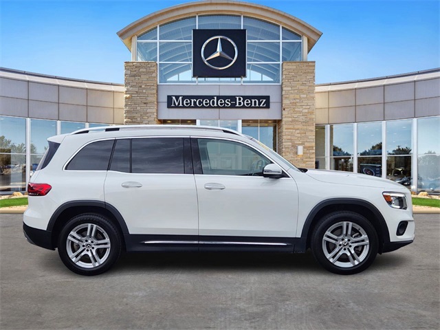 2022 Mercedes Benz GLB 250 4MATIC photo 4